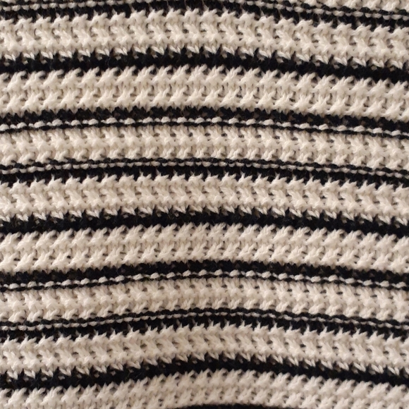 PINQUE Tank Top - Picture 9 of 9